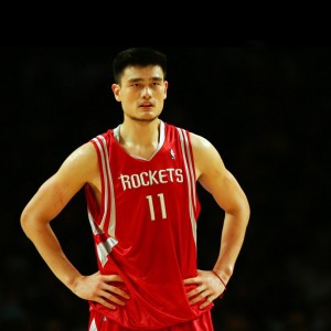 开云体育平台-金州勇士今夜扳平良机，哈登新星刷新纪录表现惊艳；布鲁克林篮网迎意大利杯关键赛看傻球迷，勇士对决篮网，哈登里程碑之夜，球迷惊叹意大利杯关键赛